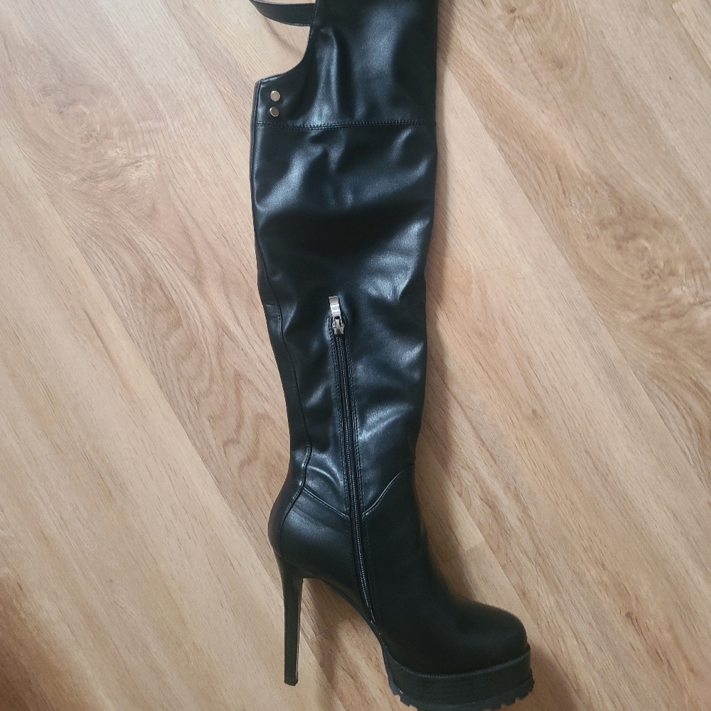 knee length boots